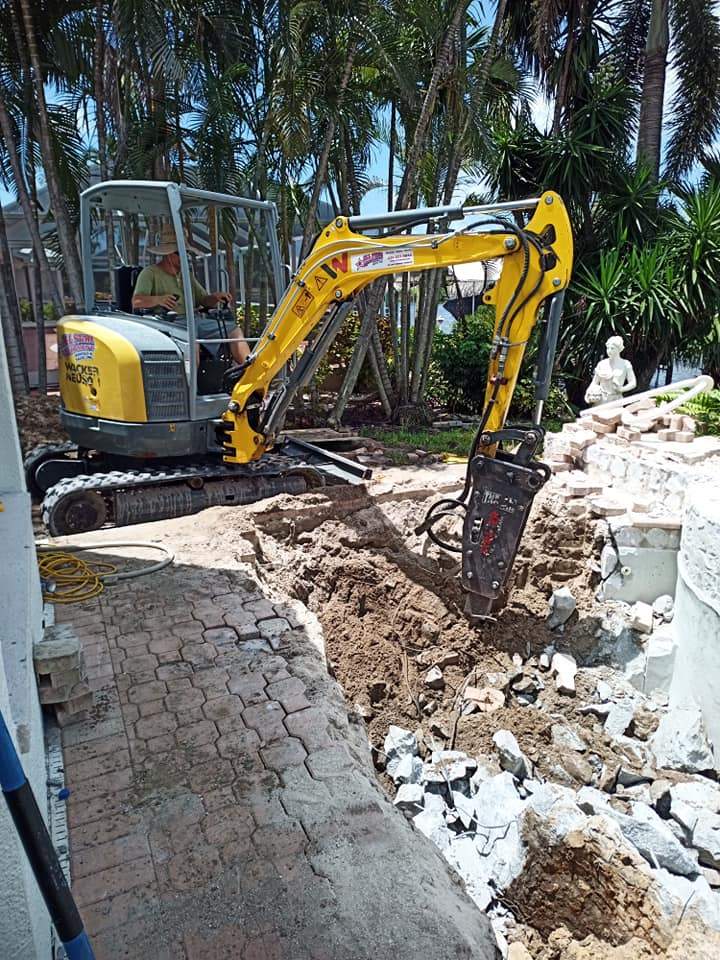 Pool Construction Services in Cape Coral